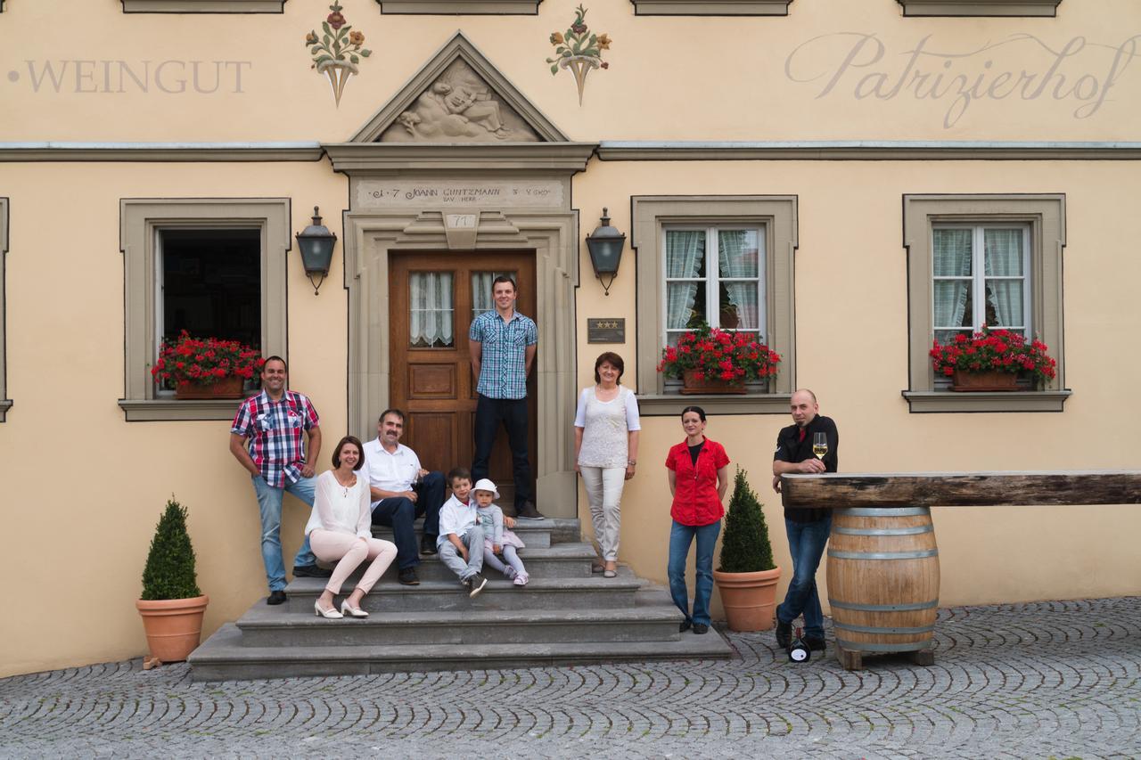 Der Patrizierhof - Weingut Gasthof Hotel - Familie Grebner Grosslangheim Εξωτερικό φωτογραφία